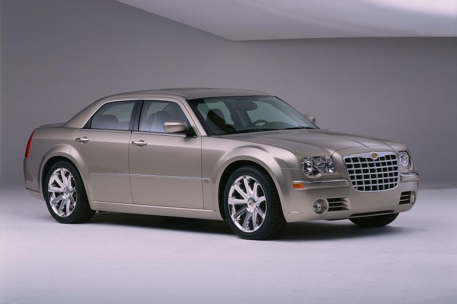  Chrysler 300C Concept 2003 года  (фото 19 из 69)